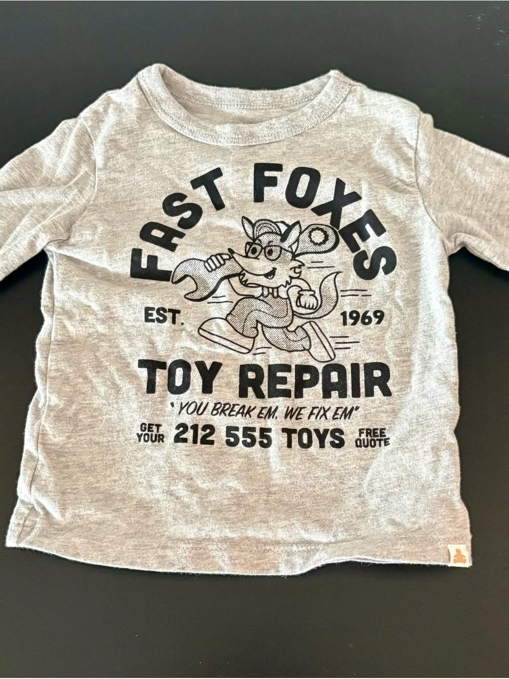 GAP Gray 'Fast Foxes Toy Repair' Long Sleeve Tee